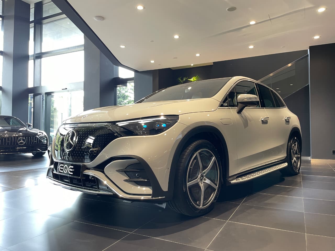 Mercedes-Benz EQE 350 SUV AMG 2024